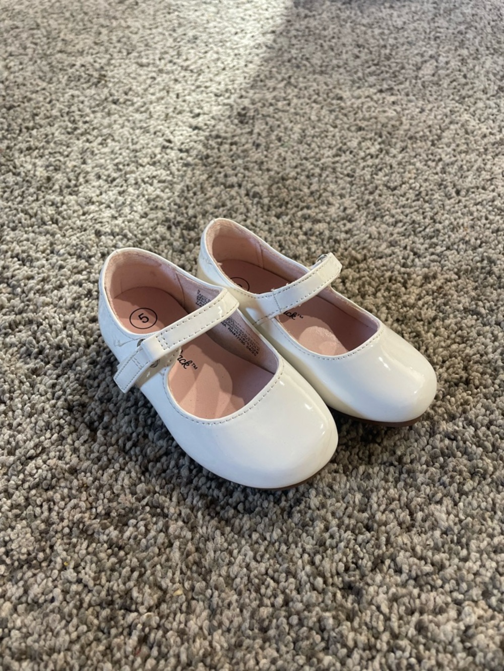 Cat & Jack White Mary Jane Dress Shoes